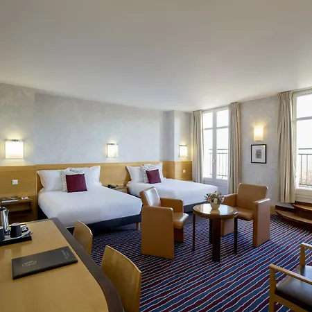 Szálloda De Normandie 4*